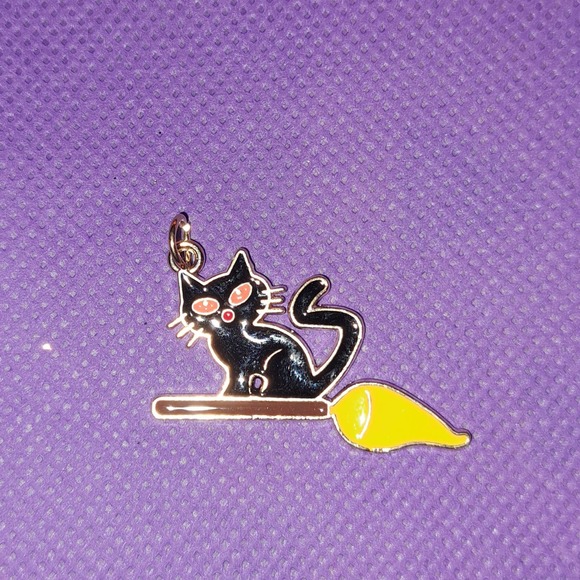 Halloween Sale! NWT-Ladies Sz Large HalloQueen, Socks, Pendant, Bat Wing halo - Picture 5 of 7